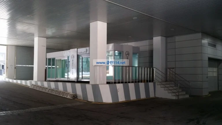 CJ블로썸파크에 흡연부스 설치 사례
