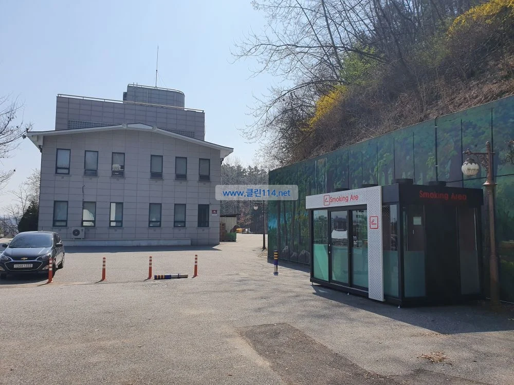 여주도서관에 흡연부스 설치